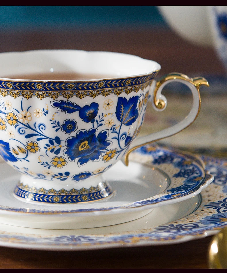 English Bone China Coffee Cup Set European tea set ceramic afternoon flower tea cup plate Italian black tea home American