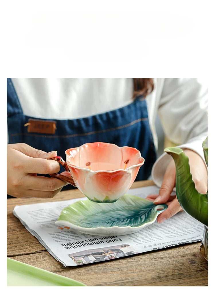 Ceramic Tea Set Teapot Teacup Artificial Flower Shape Cup and Saucer Set Coffee Mug Afternoon Tea Accessories Porcelain