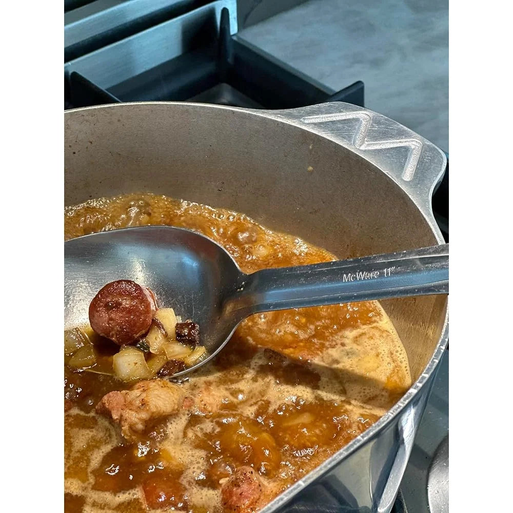 Aluminum Roaster Pan with Lid 15 Inch Heavy Duty Cookware Easy to Clean Oval Pot Roasting Steaming Searing and Sautéing