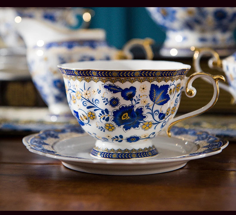 English Bone China Coffee Cup Set European tea set ceramic afternoon flower tea cup plate Italian black tea home American