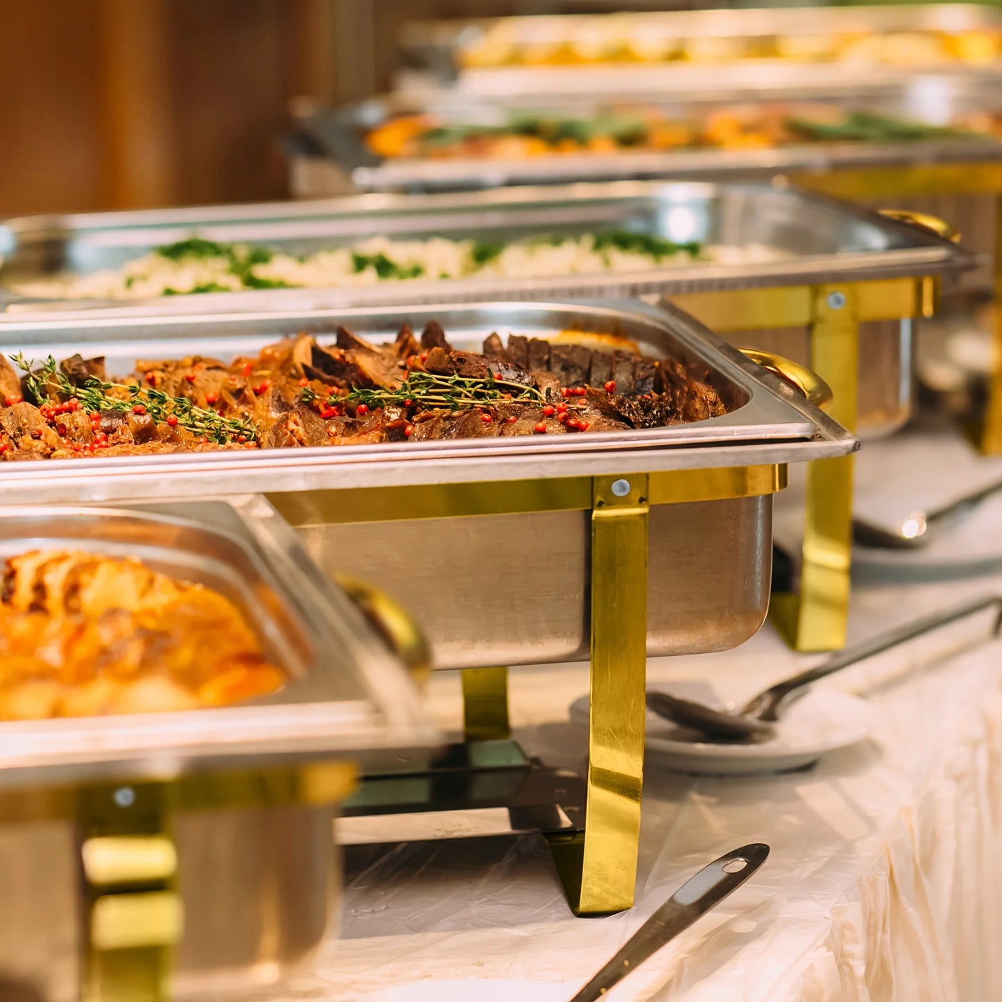 8pcs 9QT Golden Stainless Steel Chafing Dishes for Buffet,  Buffet Warmers Sets for Parties Weddings Catering Buffet